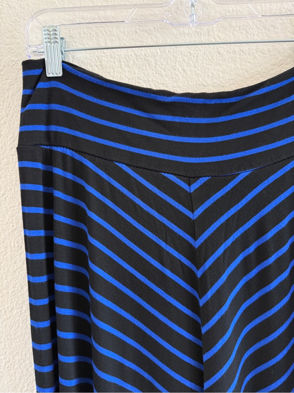 AB Studio Black and Blue Diagonal-Stripe Maxi Skirt - Picture 4 of 10